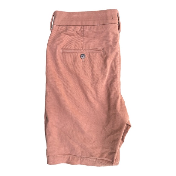 Men’s express flat front brown shorts - Picture 4 of 5
